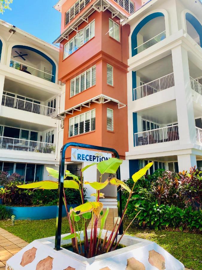 Beachview Apartments At Villa Paradiso Palm Cove Extérieur photo