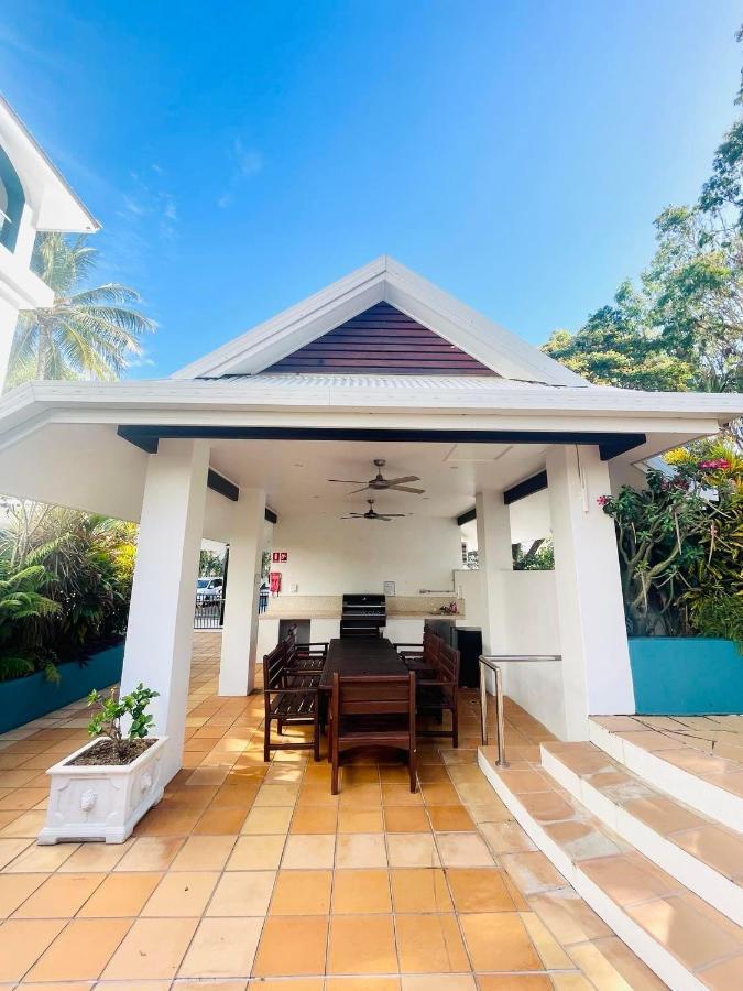 Beachview Apartments At Villa Paradiso Palm Cove Extérieur photo