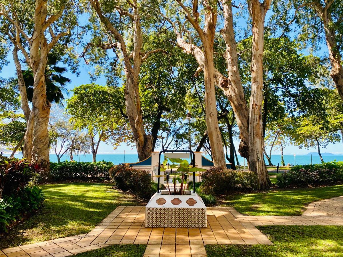 Beachview Apartments At Villa Paradiso Palm Cove Extérieur photo