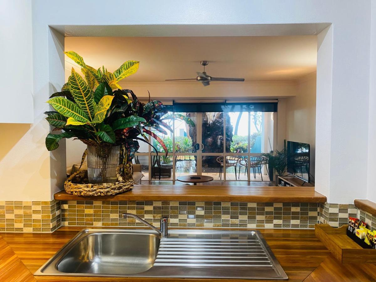 Beachview Apartments At Villa Paradiso Palm Cove Extérieur photo