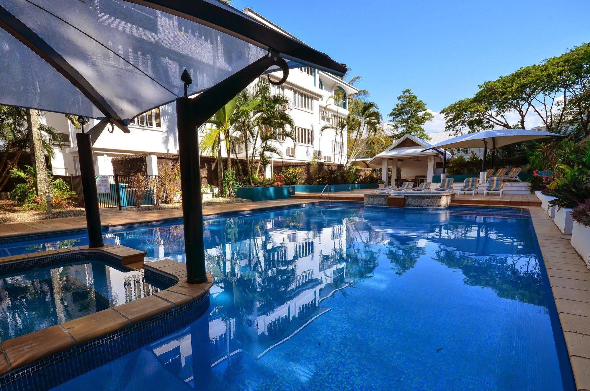 Beachview Apartments At Villa Paradiso Palm Cove Extérieur photo